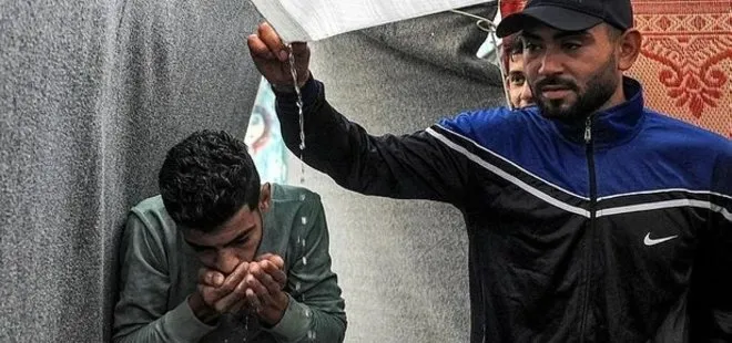 ’Susuz’ Gazze’ye 39 gün sonra yağmur yağdı! İnsani kriz boyut atladı...