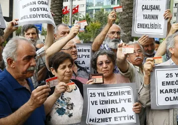 İzmir'de paso eylemi