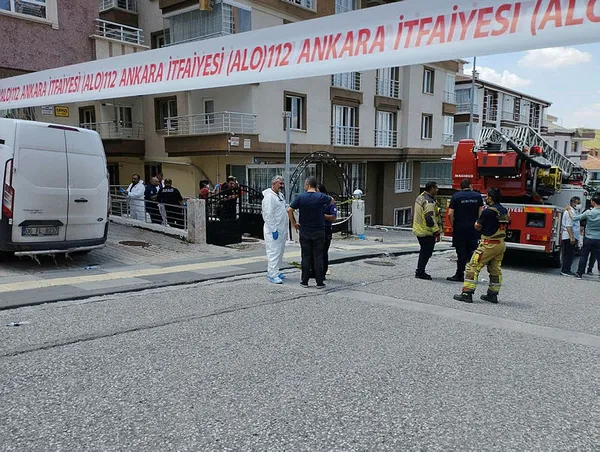 ankaradaki-tarim-ilaci-faciasinda-yeni-gelisme-2-kisi-adliyeye-sevk-edildi-1687008493473.jpg Ankara'daki tarım ilacı faciasında yeni gelişme: 2 kişi adliyeye sevk edildi - 4