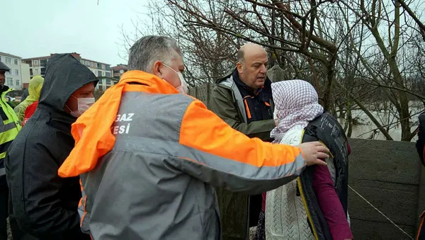1640794082196.jpg Trakya'daki sele ilişkin AFAD'dan son dakika açıklaması: 52 kişinin kurtarıldığı açıklandı - 3