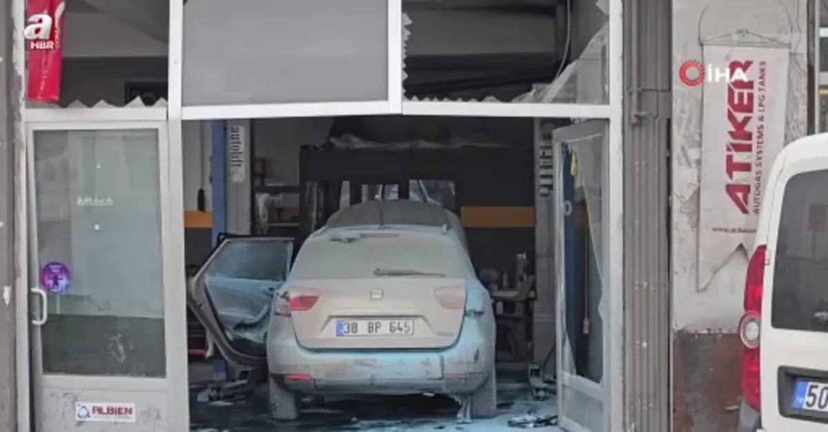 Aracın LPG tankı patladı