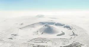 Meke Gölü beyaza büründü!