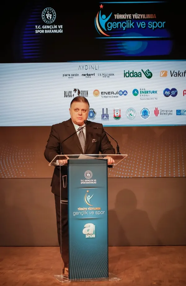 Son dakika: Türk sporunun kalbi Turkuvaz Medya’da attı! Türkiye Yüzyılında Gençlik ve Spor Zirvesi