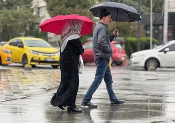 Meteoroloji'den İstanbul dahil birçok ile sağanak uyarısı! Yağışlar kaç gün sürecek?