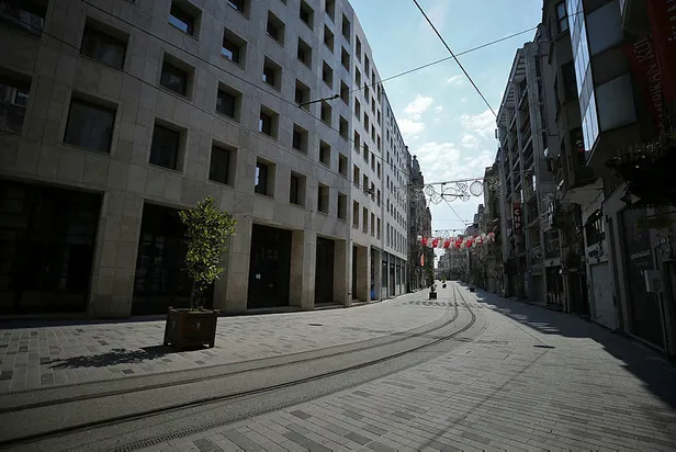 Araba tamircileri yasaktan muaf mı? Tam kapanmada oto tamirciler sokağa çıkma yasağından muaf olacak mı?