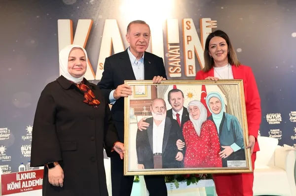 Başkan Erdoğan’dan Antalya’da seçim açıklaması: 4-5 aylık dönemde yoğun bir çalışma yapacağız