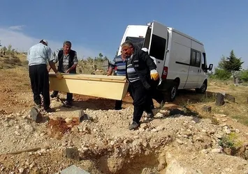 DAEŞ’in sözde emirinin cenaze namazı kılınmadı
