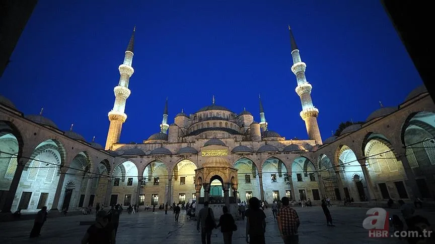 Regaip Kandili nafile namazı nasıl kılınır? Regaip Kandili’nde kılınacak namazlar nelerdir? 9