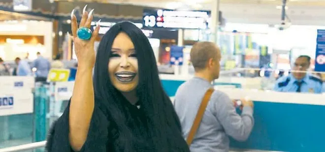 Bülent Ersoy 40 bavulla uçtu!