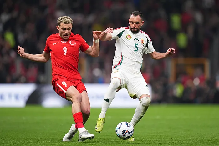 baris-alper-yilmaz-avrupa-devlerinin-radarinda-super-lig-rekorunu-kiracak-teklif-hazirligi-1744650008733.jpg Barış Alper Yılmaz | Fotoğraf: AA