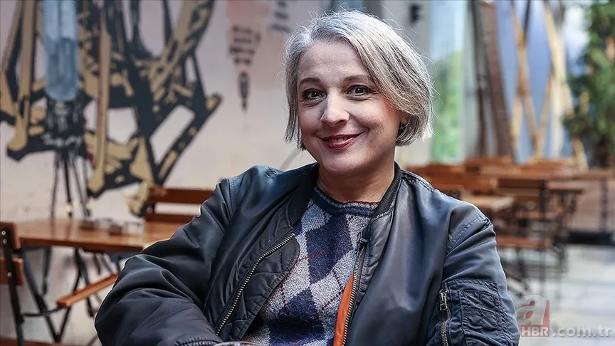 93 yıllık ömrüne tam 4 evlilik sığdırdı! Türk Sineması'nın 'Mahmut Hoca'sıydı! Münir Özkul'un kimsenin bilmediği oğlu... 9