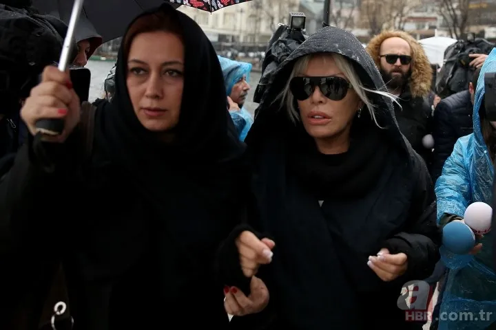 Ünlü şarkıcı Yaşar Gaga son yolculuğuna uğurlandı 2