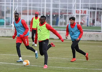 Sivasspor'da koronavirüs şoku
