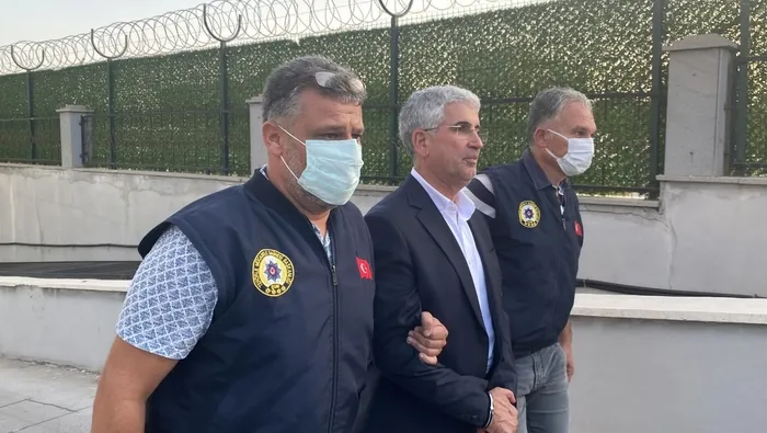 Son dakika: Mersin'de PKK-KCK operasyonu: 9 zanlı yakalandı - 8