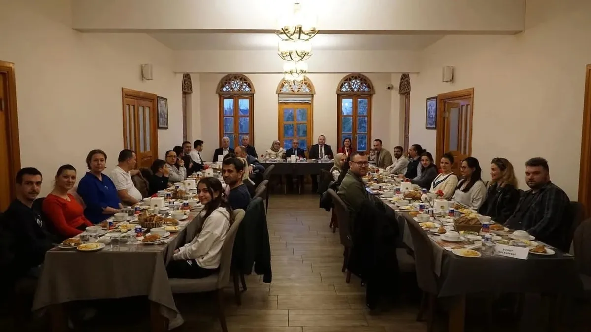 Şuhut'ta sağlık çalışanlarına iftar verildi