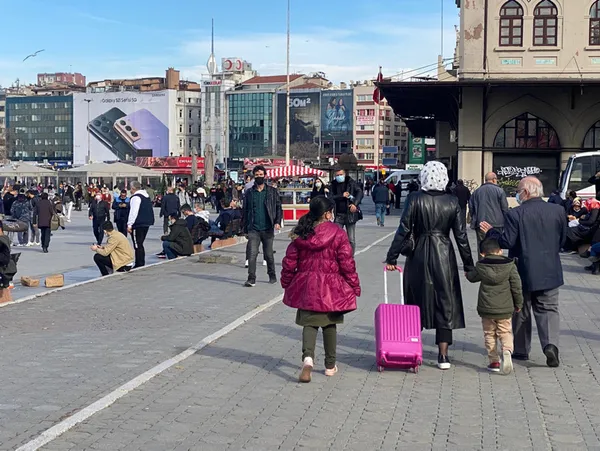 1613279160855.jpg Üniversitelerde yüz yüze eğitim ne zaman başlayacak? İşte önerilen tarih - 4