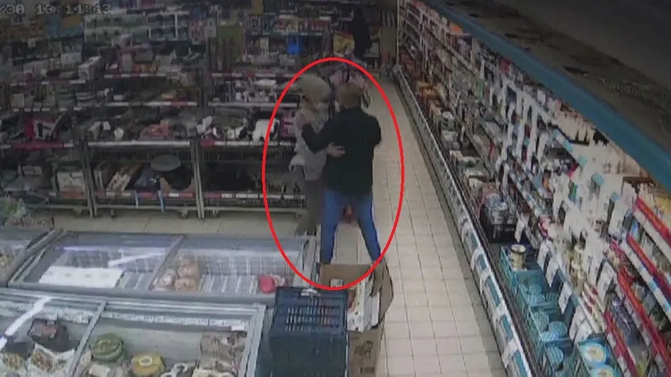 Muğla’daki deprem anı güvenlik kamerasında! Markette böyle panik yaşandı |Video