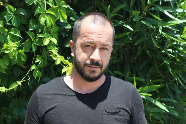 1686563199823.jpg Antalya'da 19 yıl sonra buruk sevinç! Boşanma davası yılan hikayesine döndü | "Gençliğim gitti" dedi karara isyan etti - 5