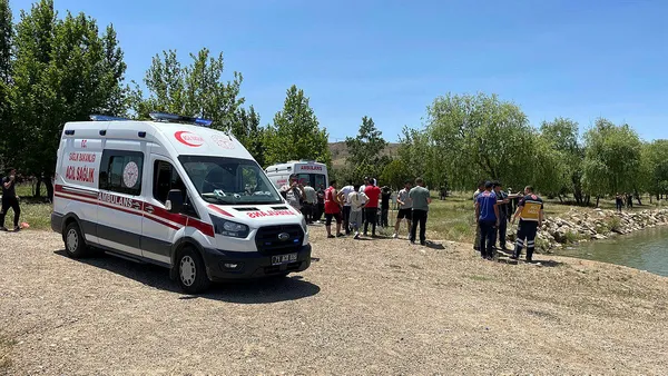 Kızılırmak'ta can pazarı! Topu kaçan 3 çocuğun cesedine ulaşıldı - 2