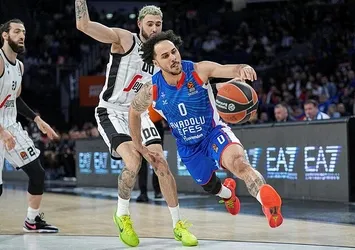 Shane Larkin'den 4 yıllık yeni imza! Anadolu Efes resmen duyurdu