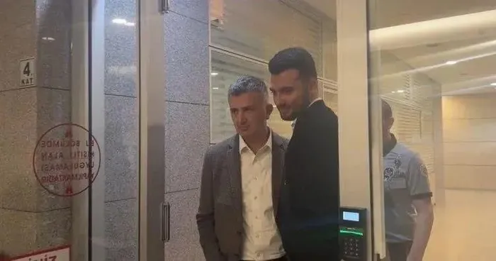 CHP’de balya balya para sayma görüntüleri! Kaftancıoğlu bombayı İmamoğlu’nun kucağına bıraktı