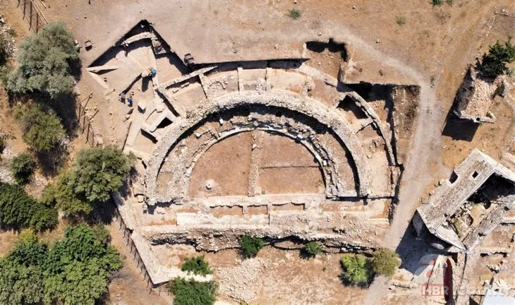 2 bin 800 yıllık Kelenderis Antik Kenti’nin keşfi 35 yıldır sürüyor