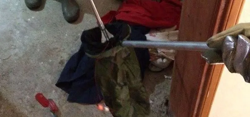 Çamaşır sepetinden yılan çıktı