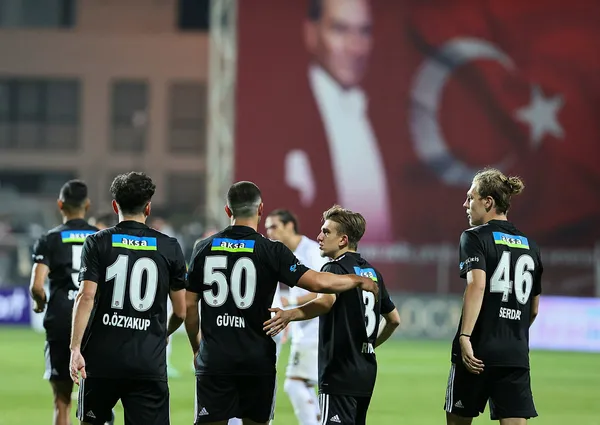 kara-kartala-izmirde-ucus-engeli-altay-2-1-besiktas-mac-sonucu-ozet-1632510671180.jpg Kara Kartal'a İzmir'de uçuş engeli! Altay 2-1 Beşiktaş (MAÇ SONUCU-ÖZET) - 5