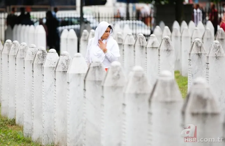 Hollanda’dan 27 yıl sonra Srebrenitsa’da binlerce kişinin katledildiği soykırım için özür