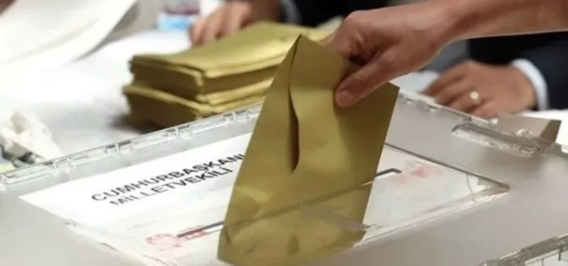 Seçim günü özel sektör çalışacak mı? 14 Mayıs seçim günü resmi tatil mi? Oy kullanan çalışanlar...