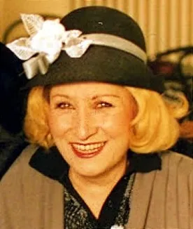 Evlilikleri 1 yıl sürdü! Bahar'ın Evren'i Buğra Gülsoy'un oğlu Cem'in annesi bakın kim! Demet Evgar'ın... 9