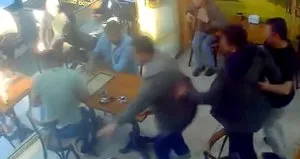 Sokaktan geçti! Korkuyla kaçtılar