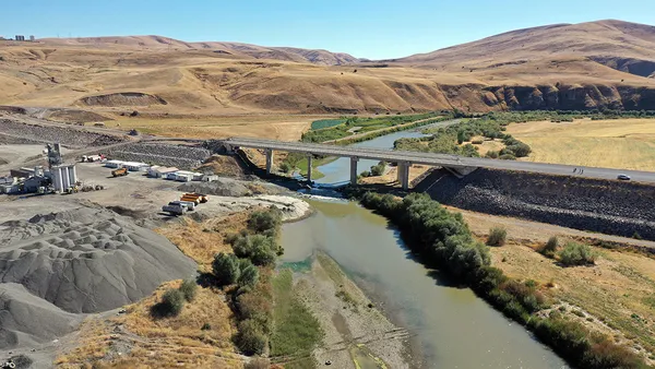 Son dakika: Ağrı-Hamur-Tutak-Patnos Yolu bugün hizmete açıldı! Başkan Erdoğan’dan önemli açıklamalar