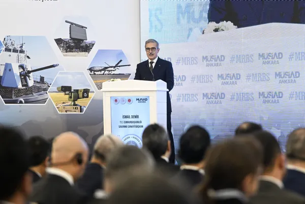 İkinci insansız Türk savaş uçağı geliyor! ANKA-3 ne zaman gökyüzüne kavuşacak? Savunma Sanayii Başkanı İsmail Demir canlı yayında duyurdu!