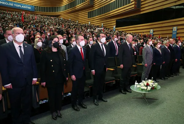 baskan-erdogandan-ankara-il-danisma-meclisi-toplantisinda-son-dakika-aciklamalari-1646325107270.jpg