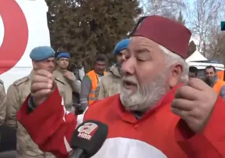 Mehmetçik ile halk el ele! Vatandaş A Haber canlı yayınında böyle seslendi: Allah devletimize zeval vermesin! Devletimiz güçlüdür