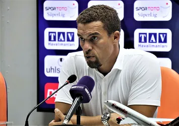 Beşiktaş Teknik Direktörü Valerien Ismael: İntihar ettik diyebilirim