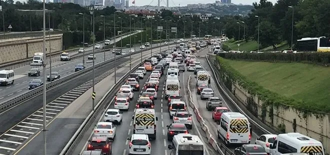 Son dakika: Kısıtlama sonrası İstanbul’da trafik yoğunluğu