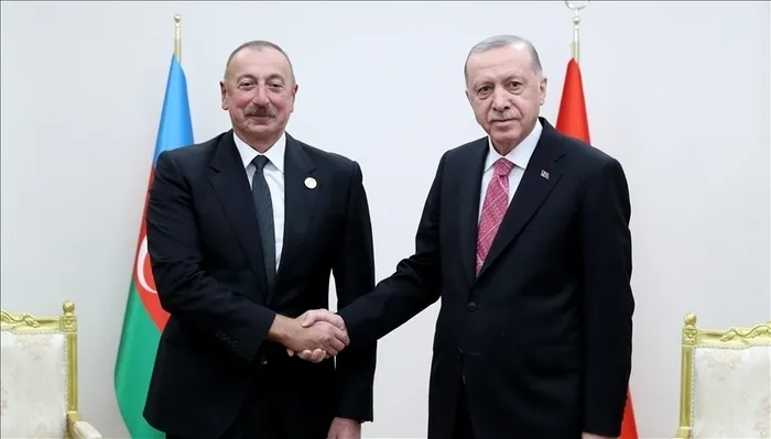 baskan-erdogan-ilham-aliyev-ile-gorustu-1649360613581.jpg Başkan Erdoğan, İlham Aliyev ile görüştü - 1