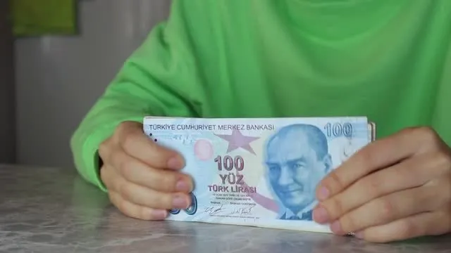 Emeklinin zamlı maaşı netleşti! Ek ödeme tutarları e-Devlet’te! Kim ne kadar maaş alacak? SSK, Bağ-Kur, memur emeklisi...