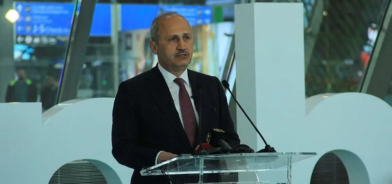 Bakan Cahit Turhan: Tarihinin en büyük taşınmasını gerçekleştirdik