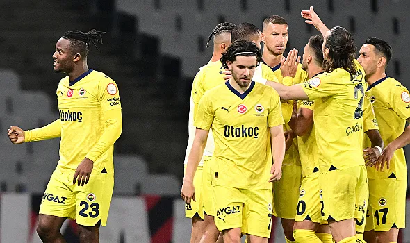 9-super-lig-kulubu-pfdkya-sevk-edildi-galatasaray-fenerbahce-besiktas-1713286564046.jpg 9 Süper Lig kulübü PFDK’ya sevk edildi! Galatasaray, Fenerbahçe, Beşiktaş... - 8