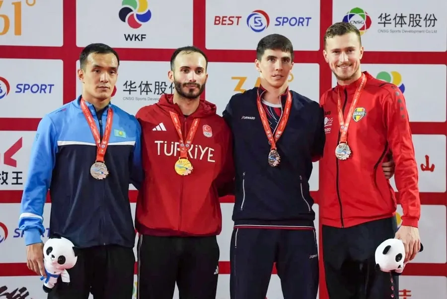 cinde-turklerin-destani-2-altin-2-bronz-madalya-1775994330140.jpeg Çin'de Türklerin destanı: 2 altın 1 bronz madalya - 1