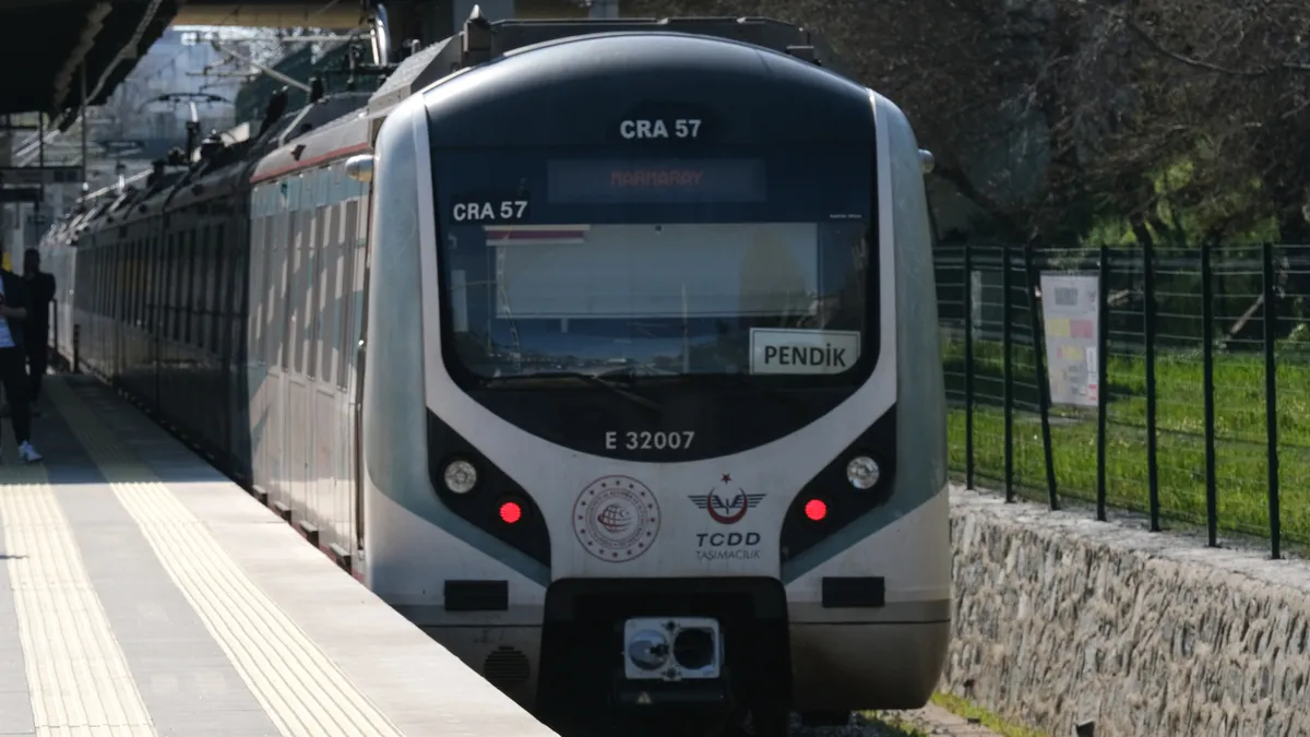 LGS günü toplu taşıma ücretsiz mi: Bugün metro, metrobüs, marmaray ve İETT bedava mı?