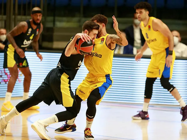 Fenerbahçe Beko İsrail ekibi Maccabi Playtika’yı 75-65 yendi