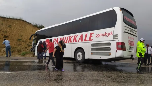 antalyada-yolcu-otobusu-sarampole-devrildi-10-kisi-yarali-1686494228743.jpg Antalya'da yolcu otobüsü şarampole devrildi: 10 kişi yaralı - 1