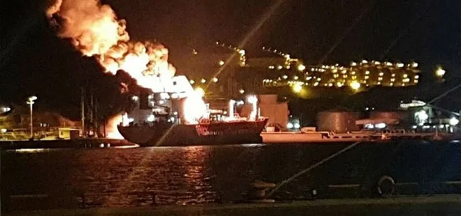 Son dakika: İzmir Aliağa’da SOCAR’a ait Petkim Limanı’nda demirli gemide patlama