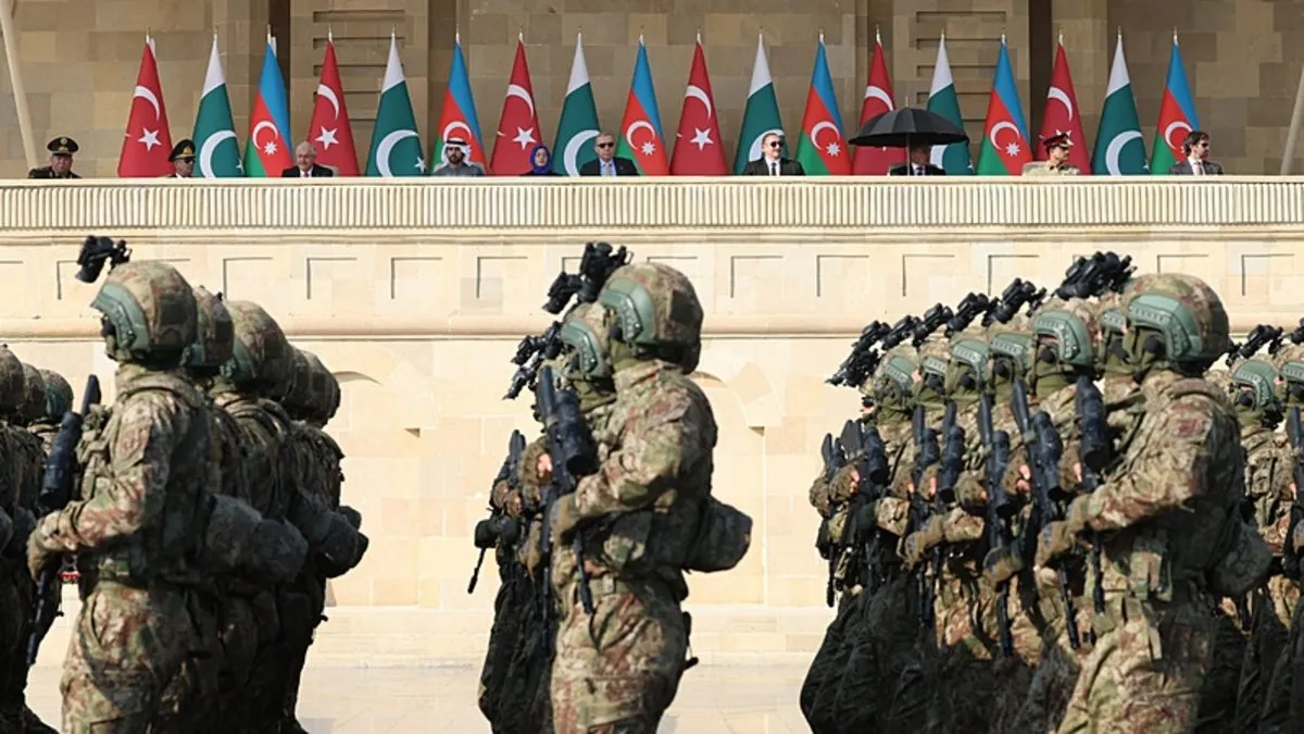 Karabağ Zaferi'nin 5. yılına damga vuran kareler! Türk askeri ve SİHA’lardan törende gövde gösterisi