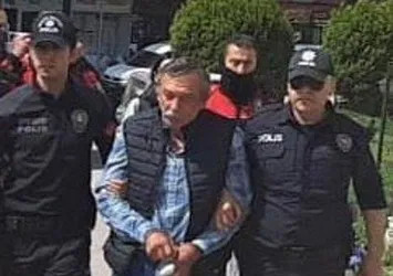Balıkesir Edremit'te vahşet! Murat Sürer oğlu Barış Sürer'i satırla katletti