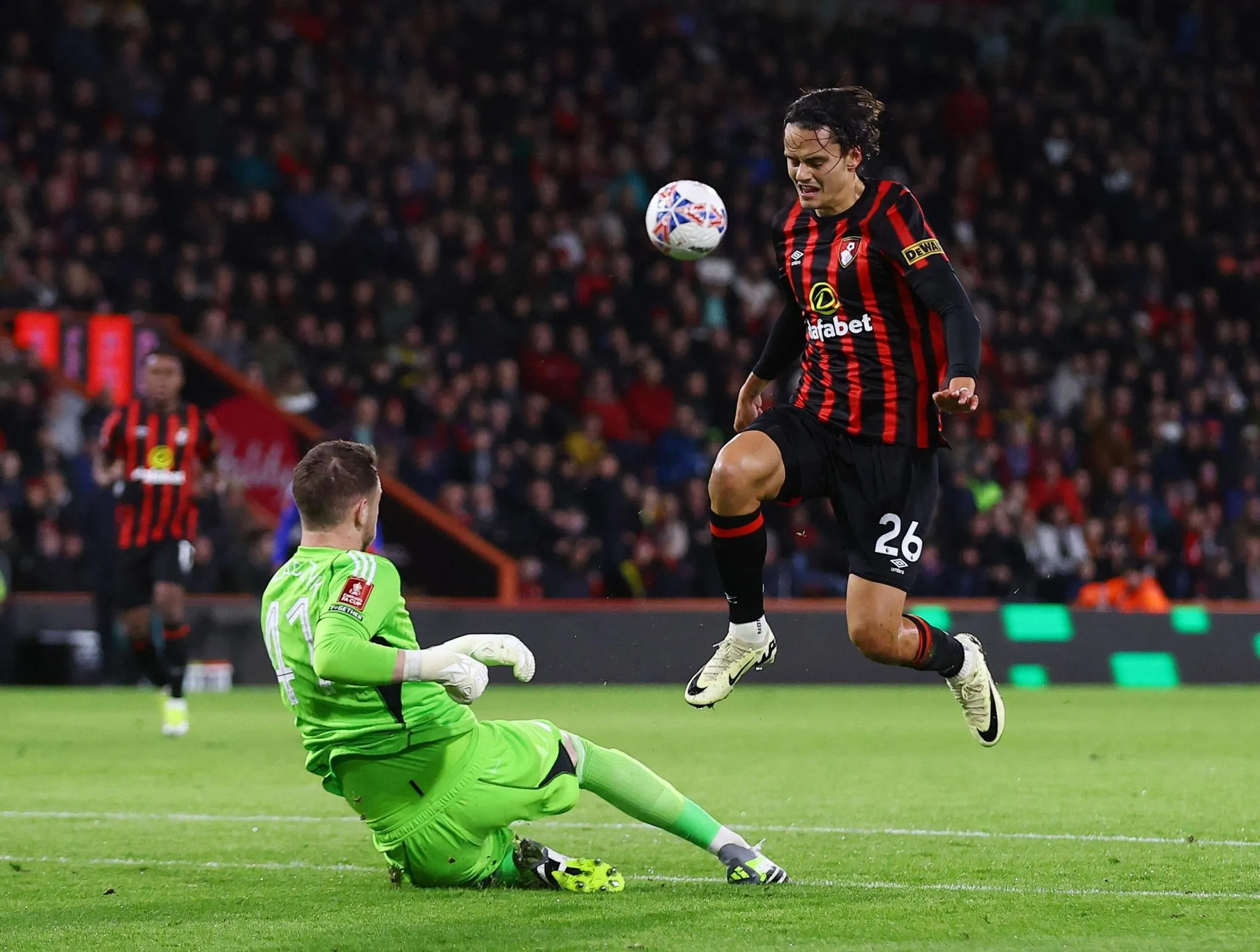Enes Ünal attı Bournemouth berabere kaldı!